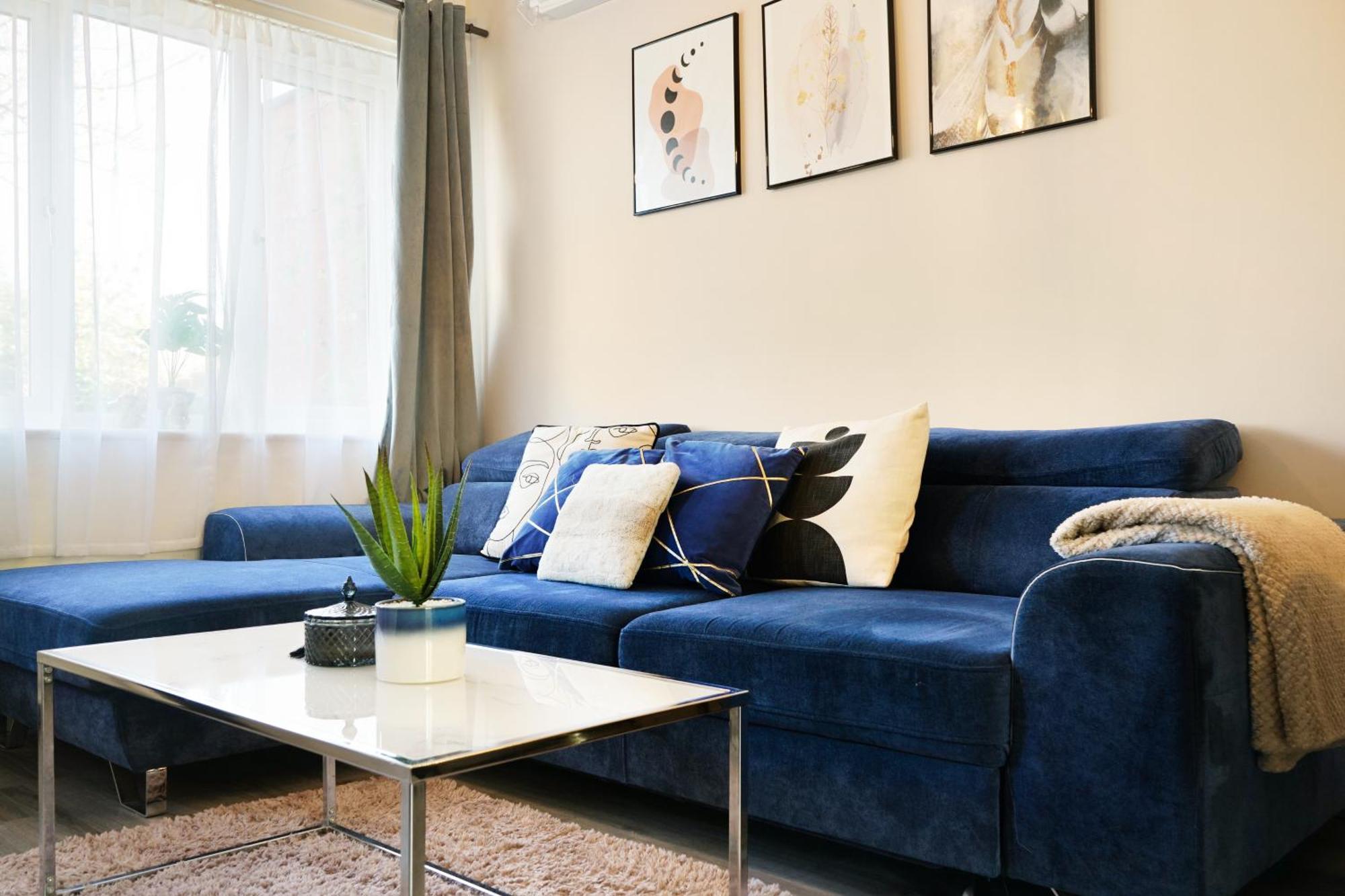 Cosy Corner In Aylesbury Near Stoke Mandeville Hospital & Town Centre With Private Parking 외부 사진