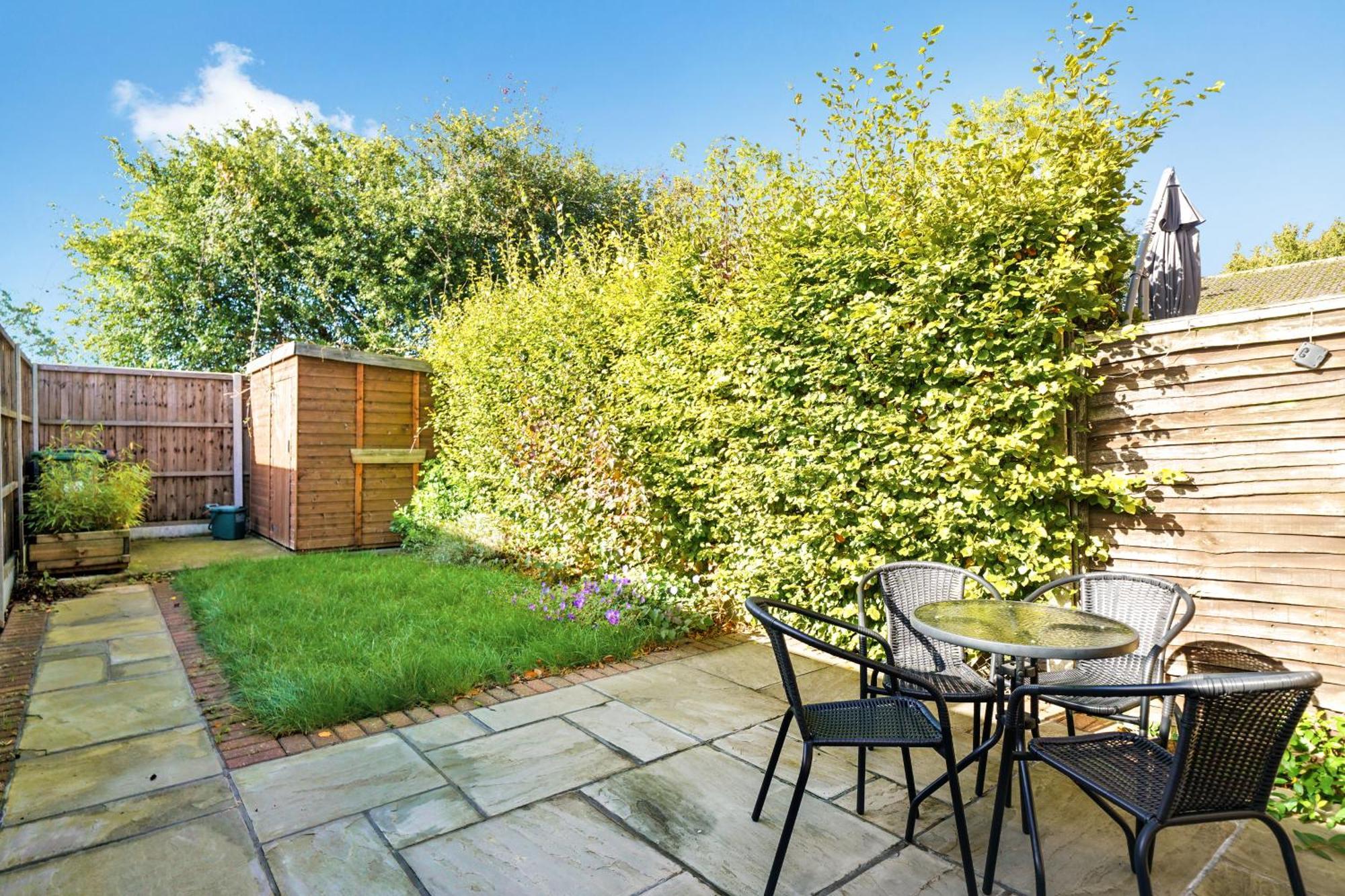 Cosy Corner In Aylesbury Near Stoke Mandeville Hospital & Town Centre With Private Parking 외부 사진
